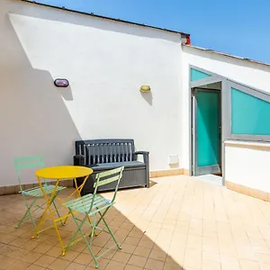 https://attico-al-duomo-by-napoliapartments.hotels-amalfi.com